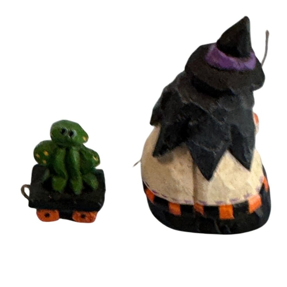 Eddie Walker Midwest Of Canon Falls Witch Figurine Pulling Frog Cart Miniature 2 - Picture 2 of 5